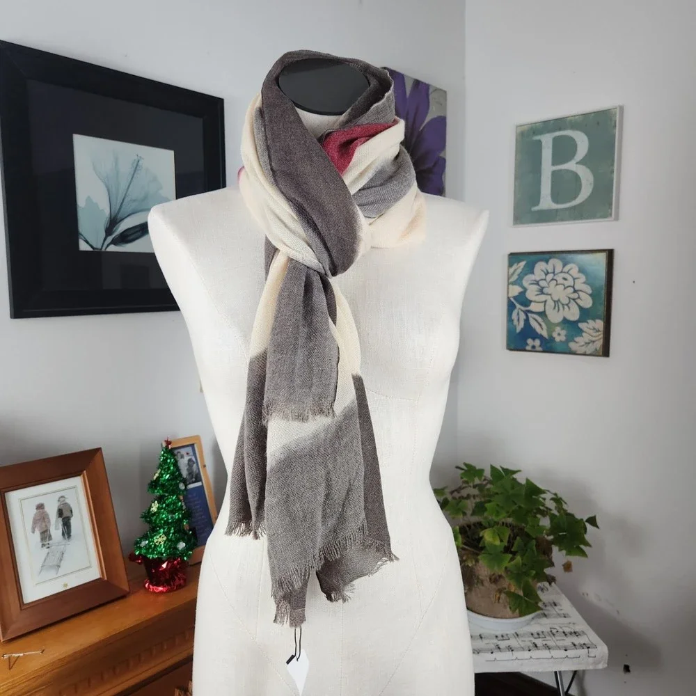Simonetta Scarf Wrap NWT
